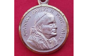 comprar-medallas-joyeria-madrid